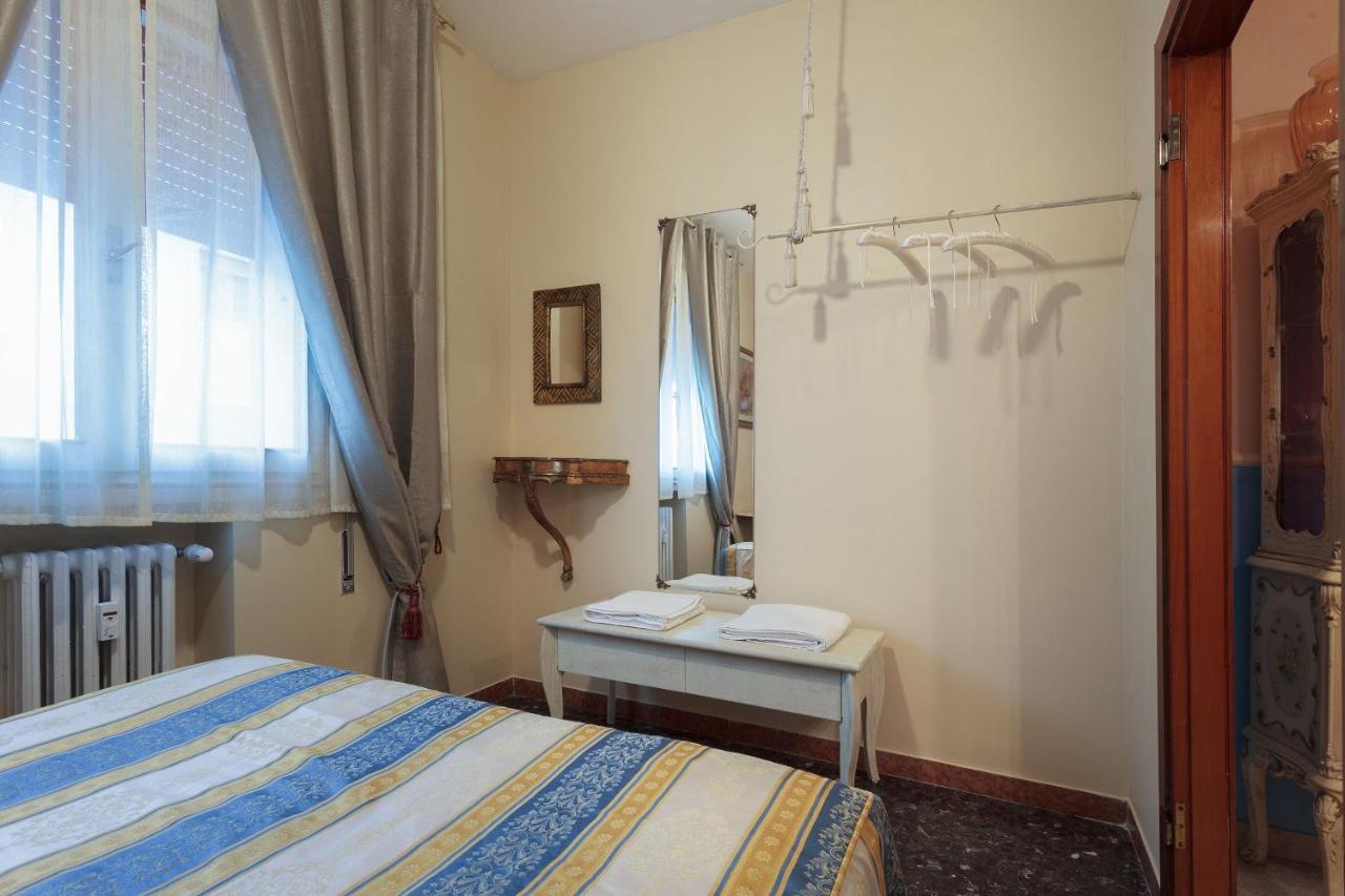 Il Giramondo Mestre Bagian luar foto